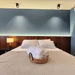 Studio Charmoso E Moderno No Corredor Da Vitoria