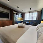 Studio Charmoso E Moderno No Corredor Da Vitoria