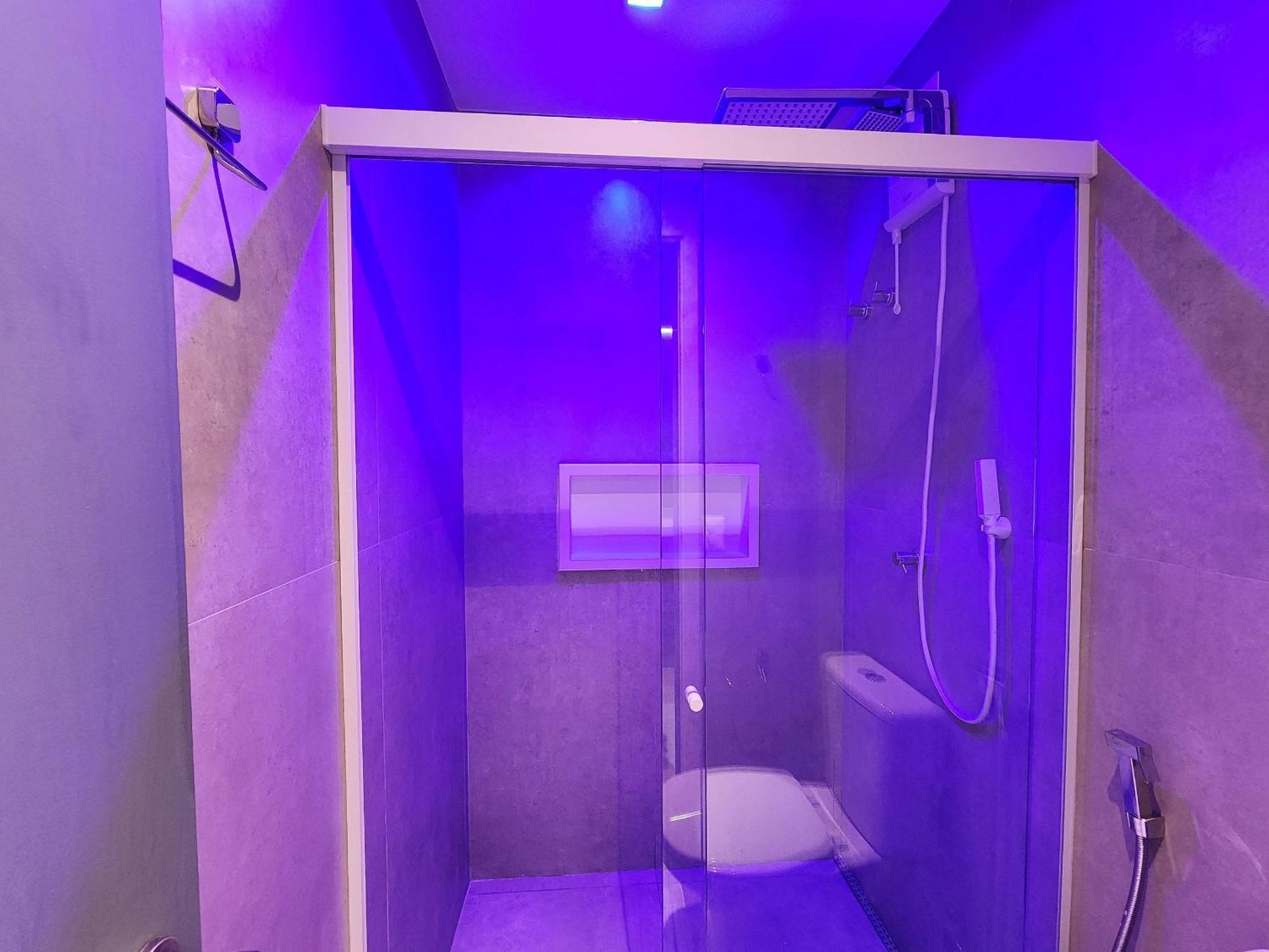 Charmoso E Moderno No Corredor Da Vitoria